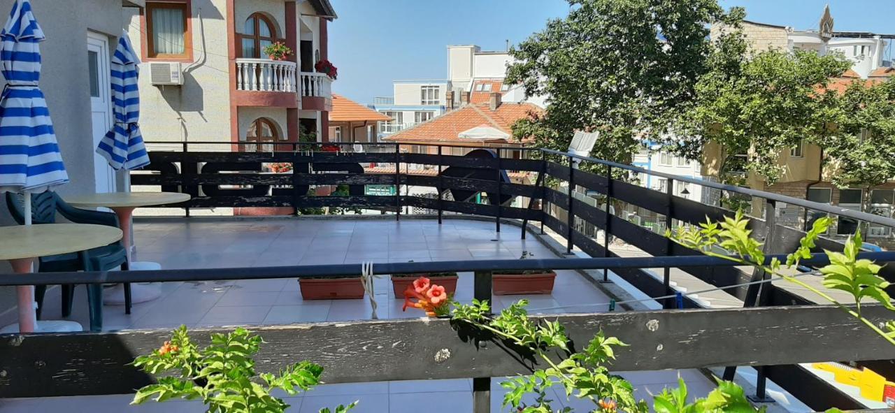 Dobrevi Guest House Sozopol Exterior foto