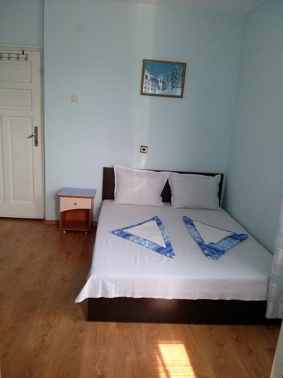 Dobrevi Guest House Sozopol Exterior foto